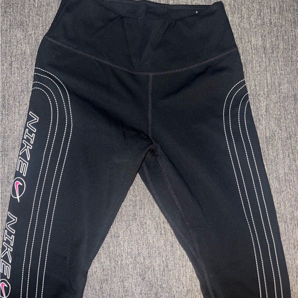 Nike women’s tights